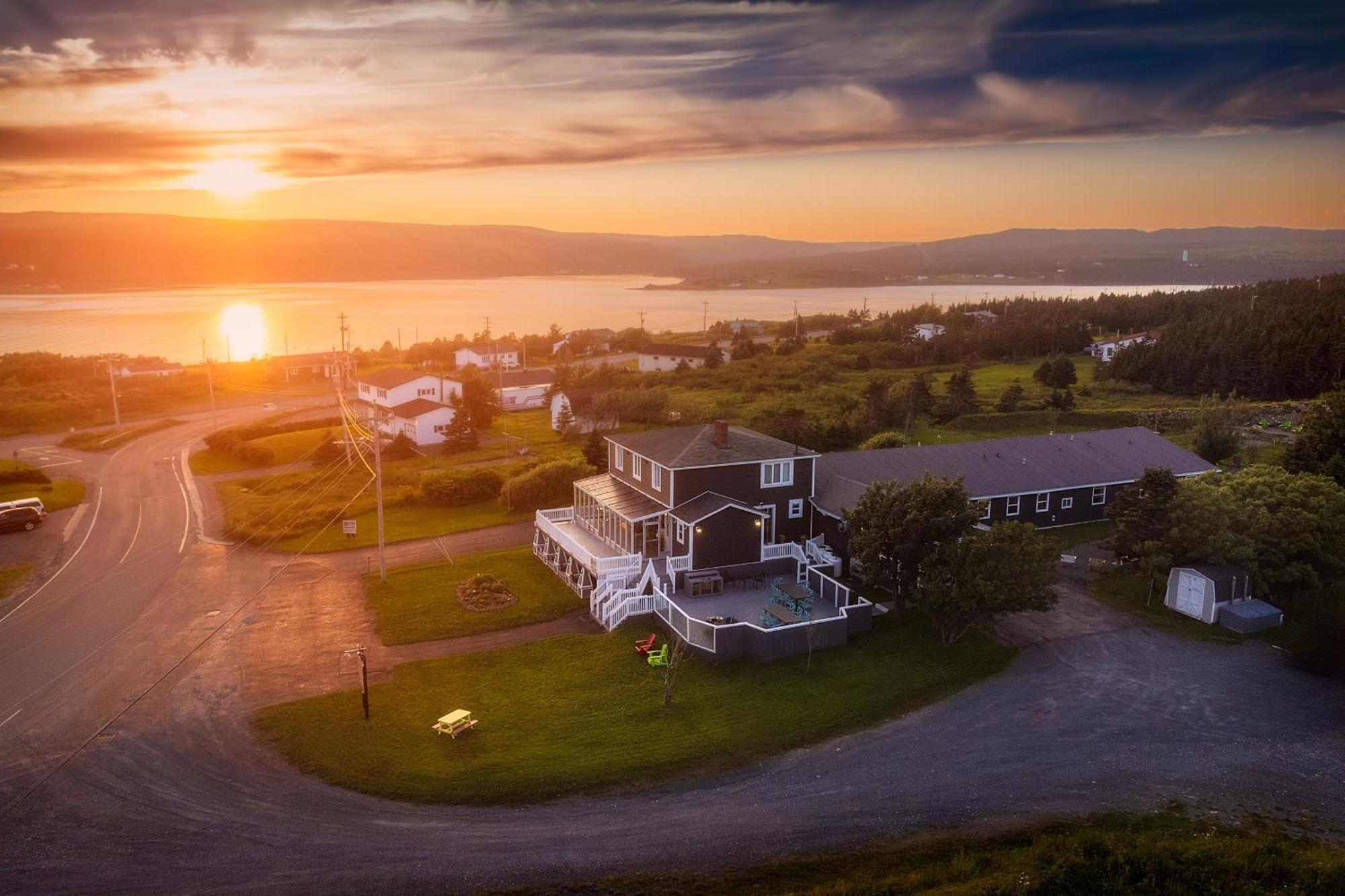 Edge Of The Avalon Inn Trepassey Zewnętrze zdjęcie
